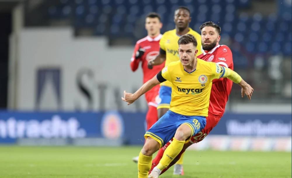 块坚固基石 块坚固基石